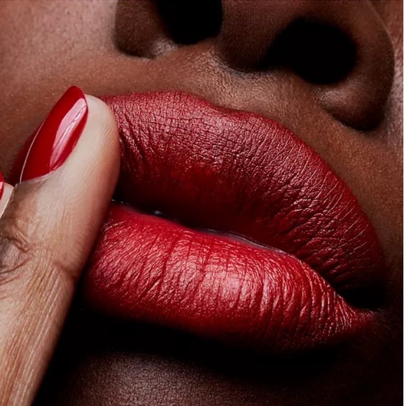 MAC Matte Lipstick Chili - Picture 15 of 16